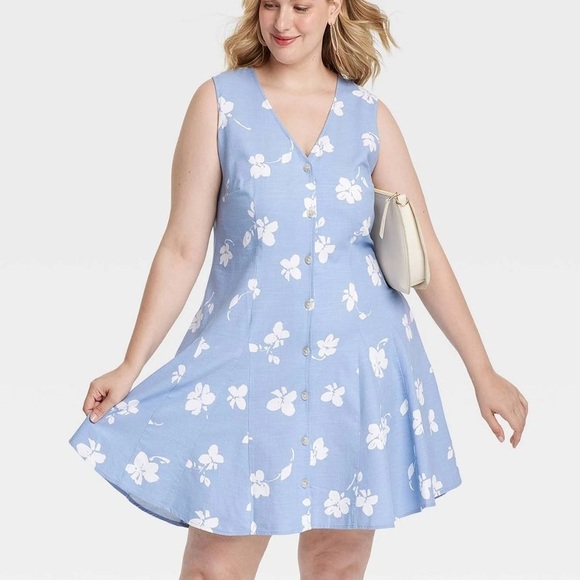 NWT🩵🤍Mini A-Line Dress - Picture 4 of 7